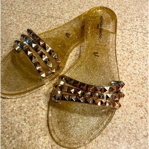 Aria B dark gold slide, W8, excellent condition, new.